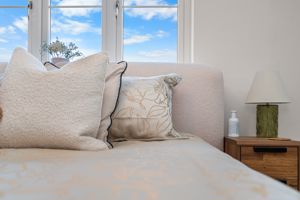 Photo 25- click for photo gallery